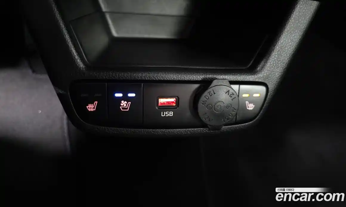 Kia Ray 2023 0.1 автомат (гидро), фото 25