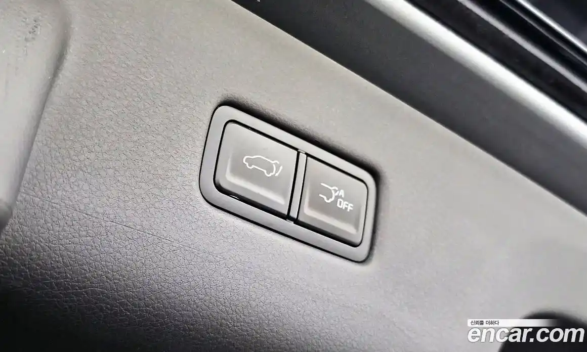 Kia Carnival 2024 1.6 автомат (гидро), фото 25