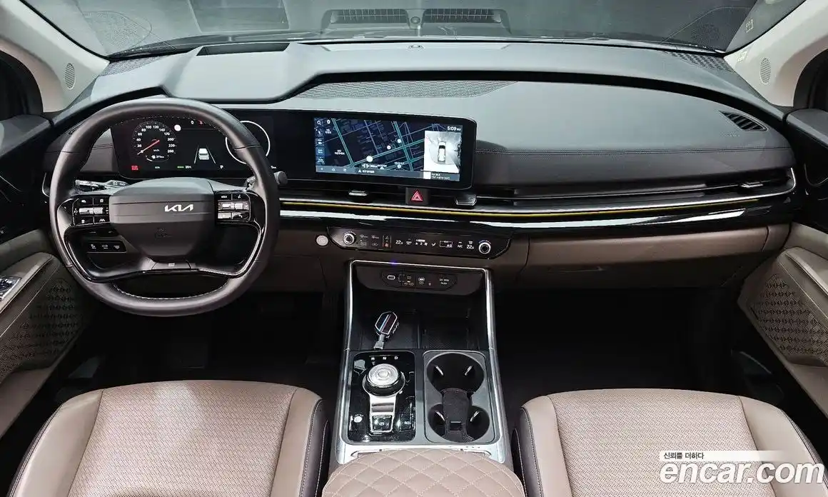 Kia Carnival 2024 1.6 автомат (гидро), фото 10