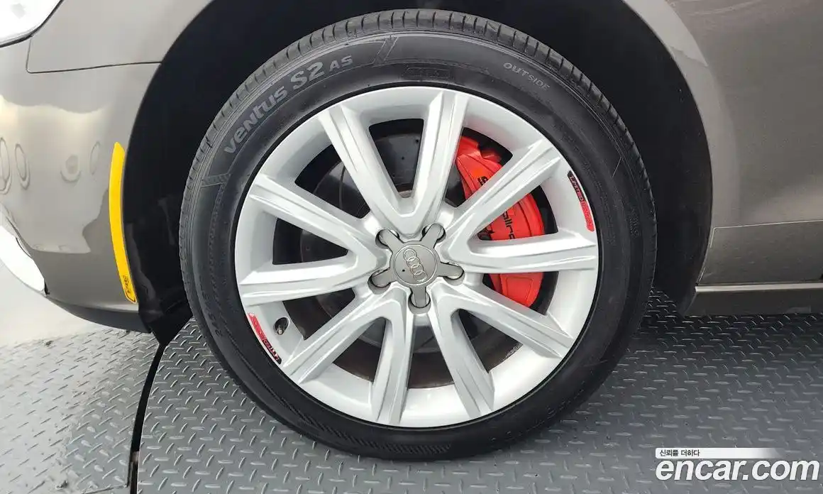 Audi A6 2012 3.0 автомат (гидро), фото 5