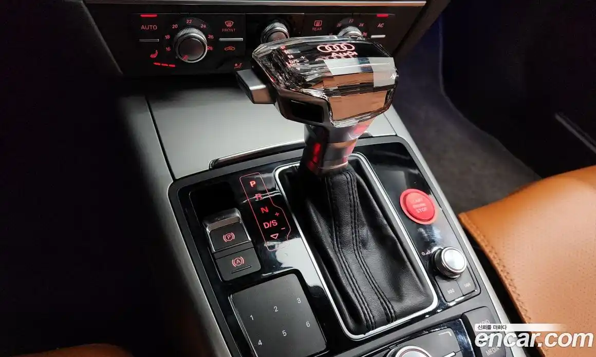 Audi A6 2012 3.0 автомат (гидро), фото 9