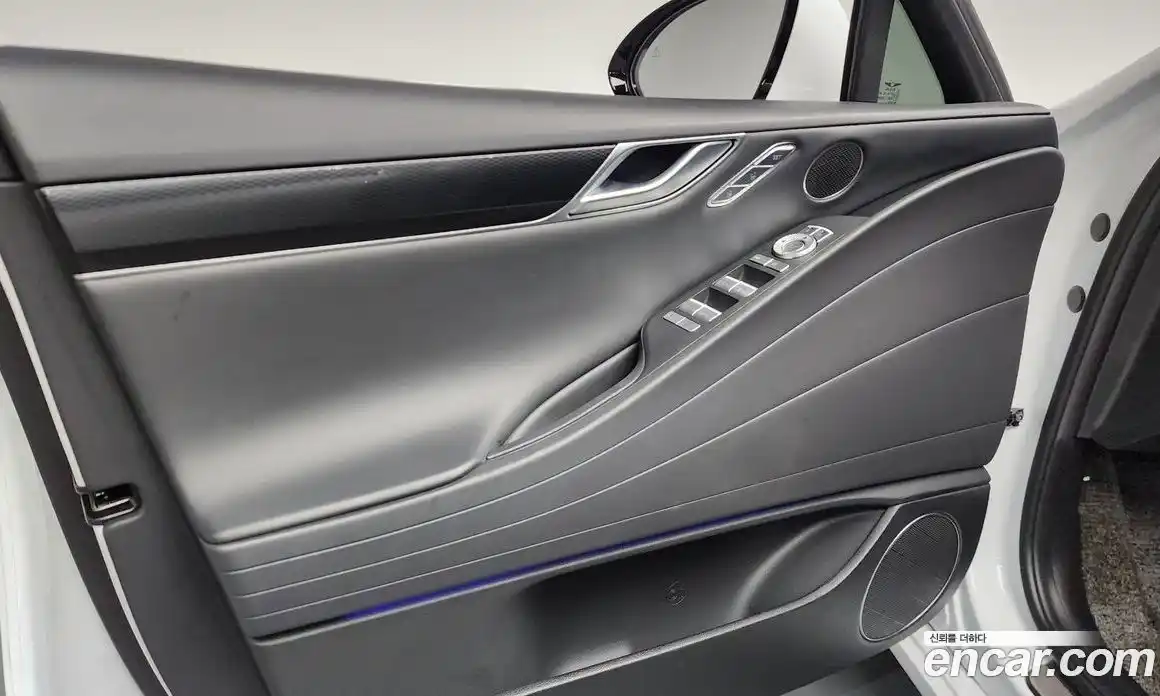 Genesis G80 2025 2.5 автомат (гидро), фото 13