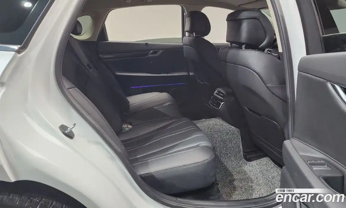 Genesis G80 2025 2.5 автомат (гидро), фото 17