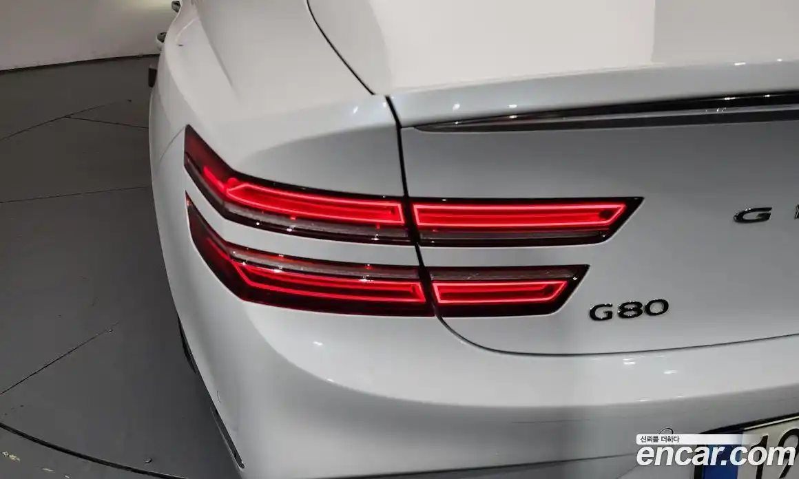 Genesis G80 2025 2.5 автомат (гидро), фото 8