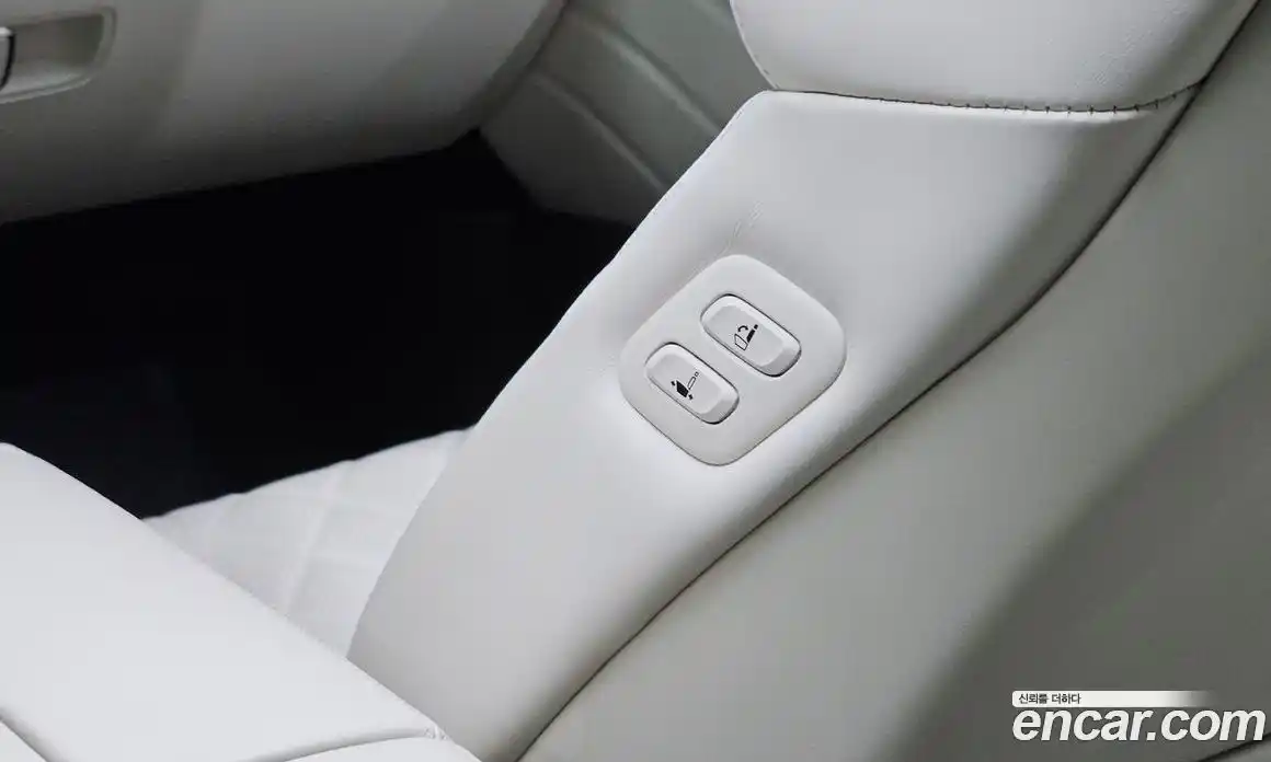 Genesis GV80 2024 2.5 автомат (гидро), фото 24