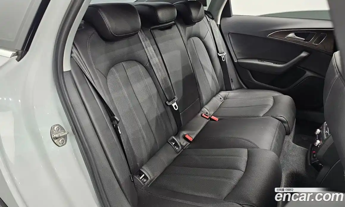 Audi A6 2016 2.0 автомат (гидро), фото 12