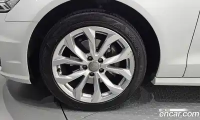 Audi A6 2016 2.0 автомат (гидро), миниатюра 5