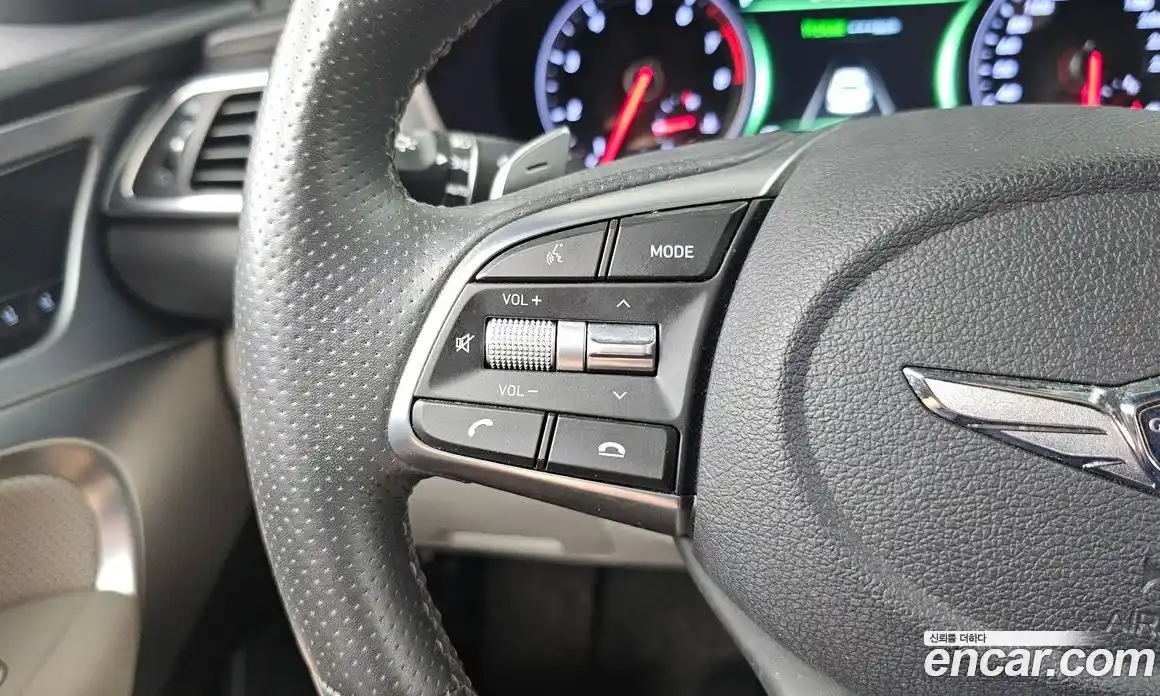 Genesis G70 2019 2.0 автомат (гидро), фото 16