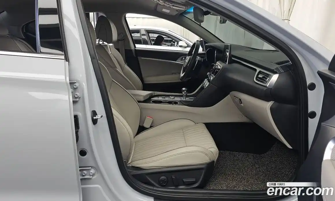 Genesis G70 2019 2.0 автомат (гидро), фото 17