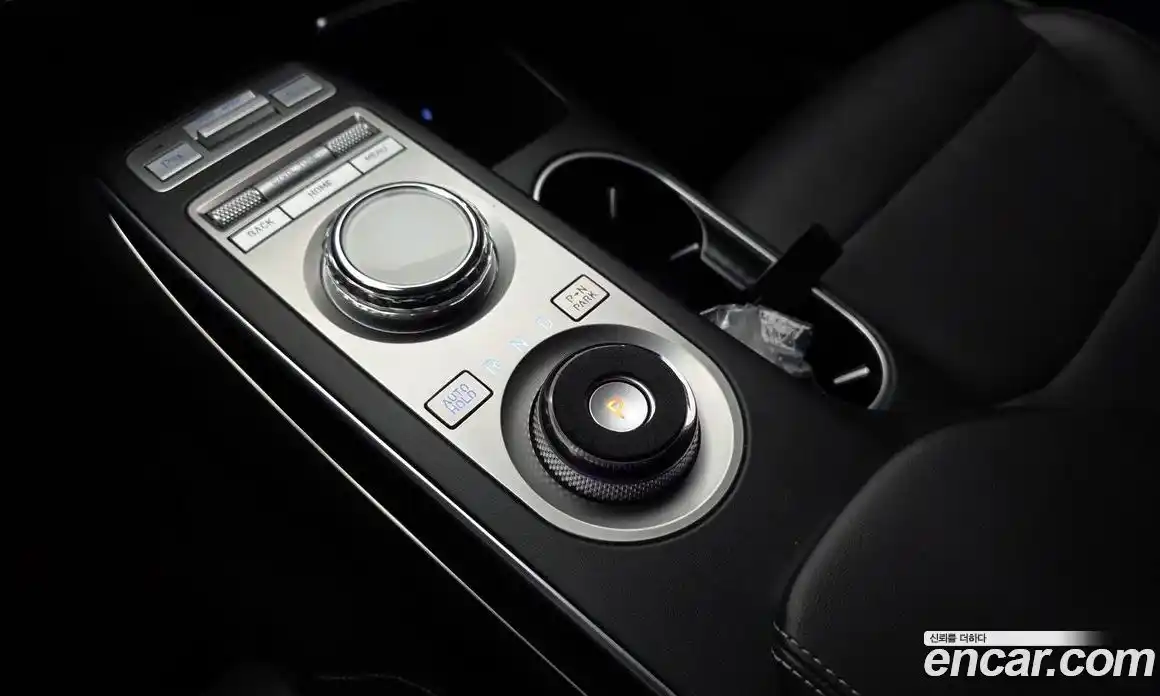 Genesis GV70 2022 2.5 автомат (гидро), фото 12