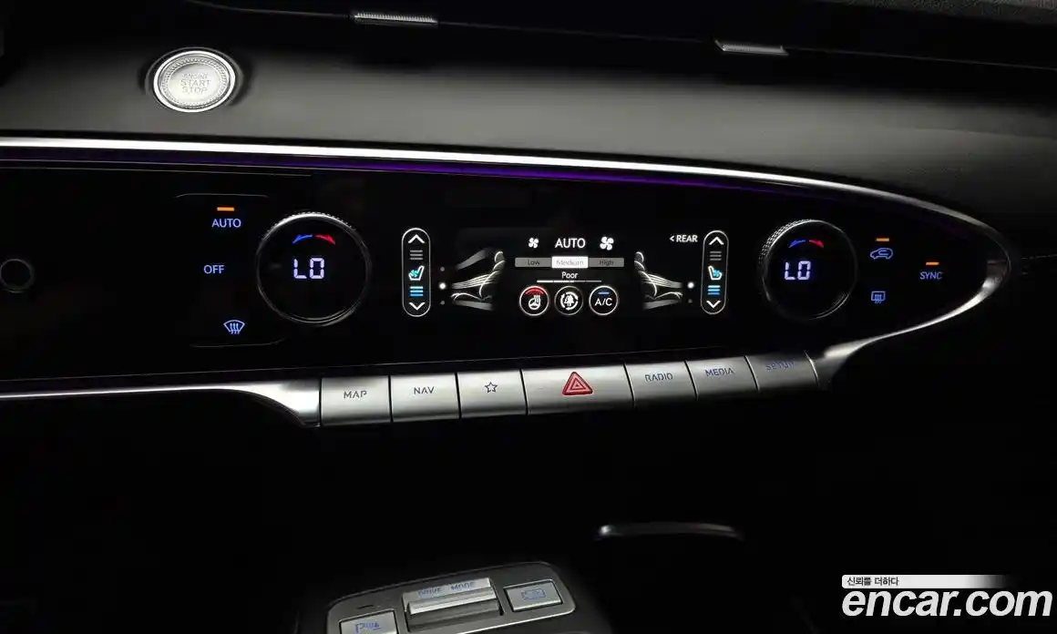 Genesis GV70 2022 2.5 автомат (гидро), фото 23