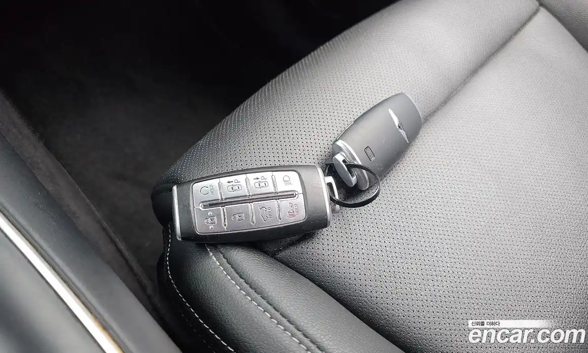 Genesis GV70 2022 2.5 автомат (гидро), фото 30