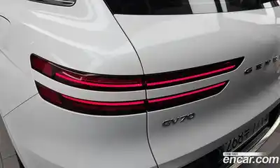 Genesis GV70 2022 2.5 автомат (гидро), миниатюра 9