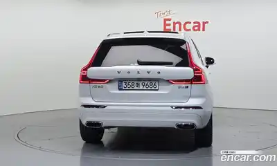 Volvo XC60 2018 2.0 автомат (гидро), миниатюра 4