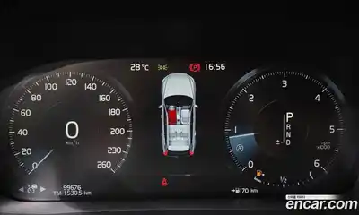 Volvo XC60 2018 2.0 автомат (гидро), миниатюра 8