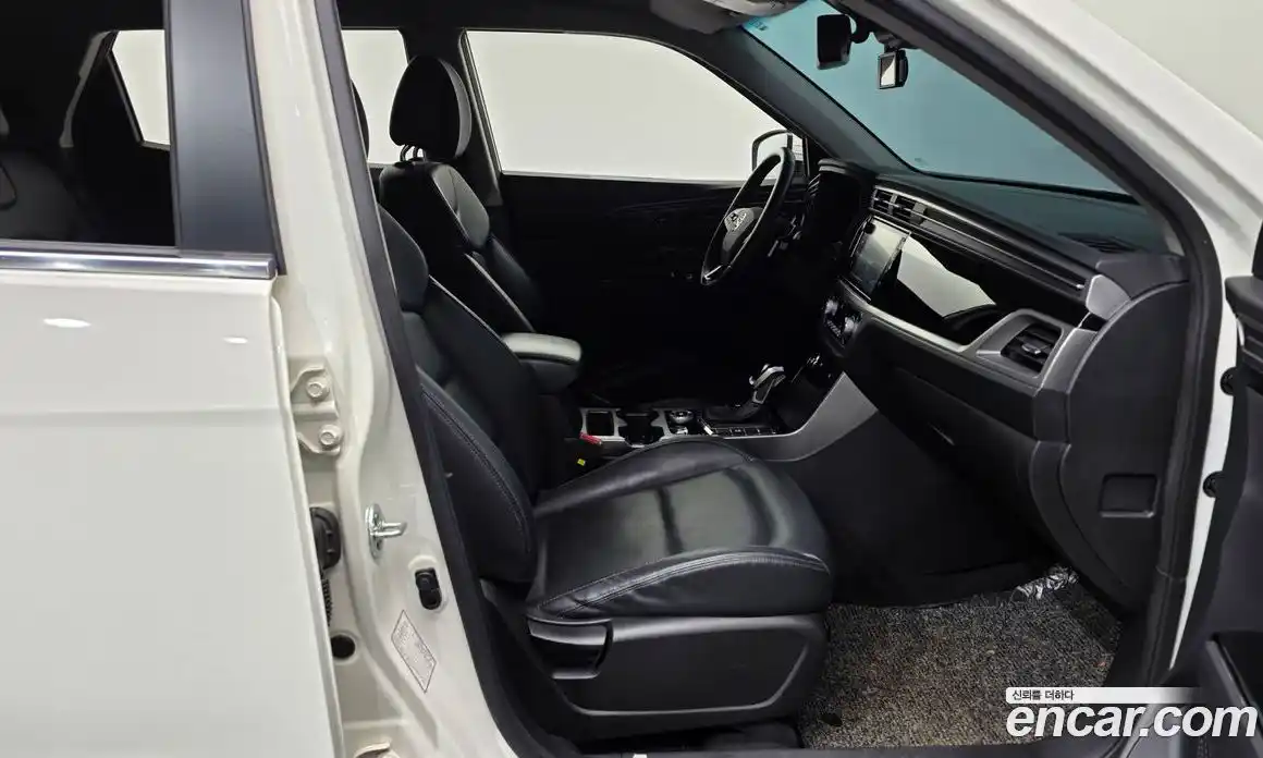 SsangYong Korando 2021 1.5 автомат (гидро), фото 17