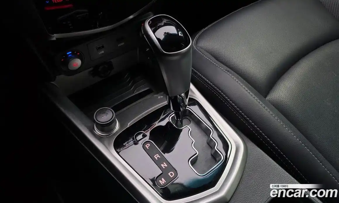 SsangYong TIBOLI 2015 1.6 автомат (гидро), фото 9