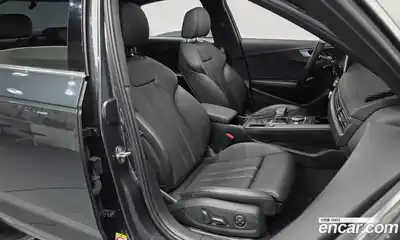 Audi A4 2019 2.0 автомат (гидро), миниатюра 12
