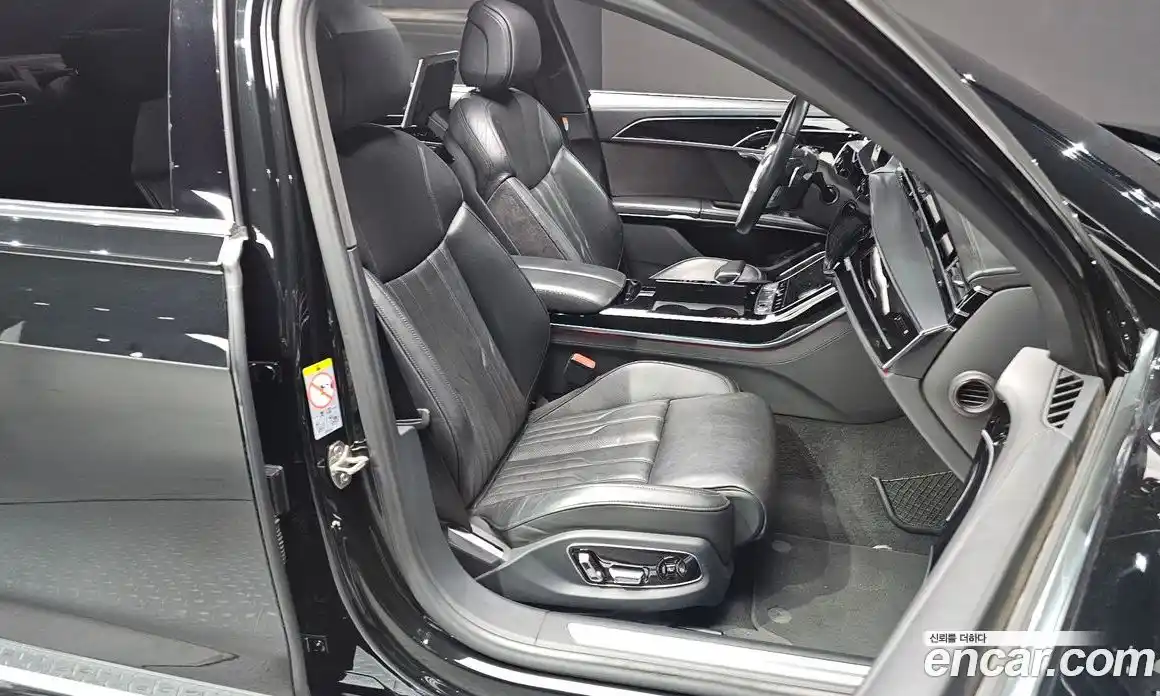 Audi A8 2020 3.0 автомат (гидро), фото 11