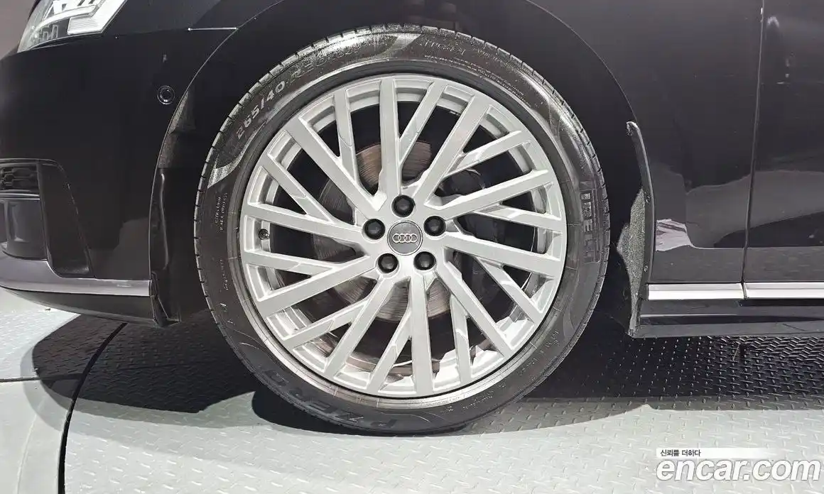 Audi A8 2020 3.0 автомат (гидро), фото 5