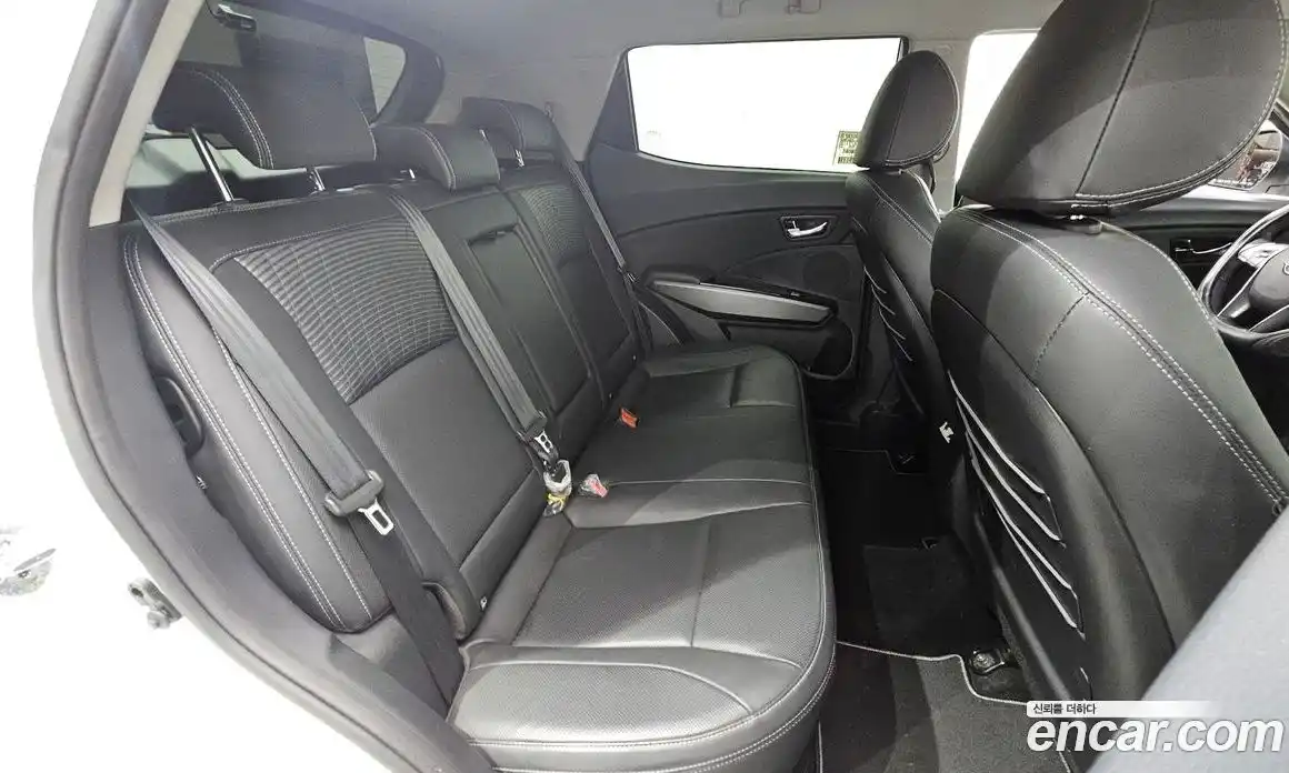 SsangYong TIBOLI 2018 1.6 автомат (гидро), фото 16