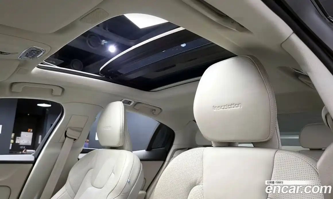 Volvo S60 2020 2.0 автомат (гидро), фото 24