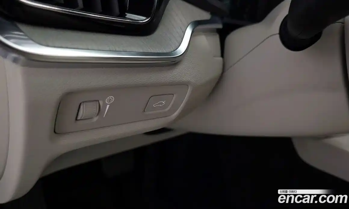 Volvo S60 2020 2.0 автомат (гидро), фото 34