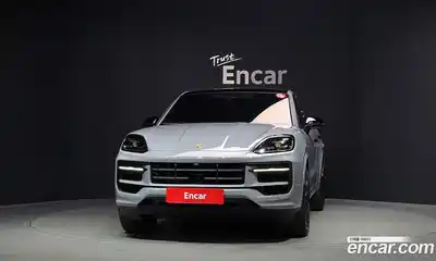 Porsche Cayenne 2023 3.0 автомат (гидро), миниатюра 3