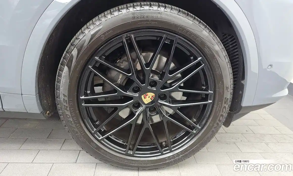 Porsche Cayenne 2023 3.0 автомат (гидро), фото 7
