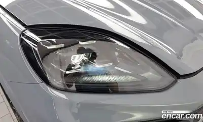 Porsche Cayenne 2023 3.0 автомат (гидро), миниатюра 8