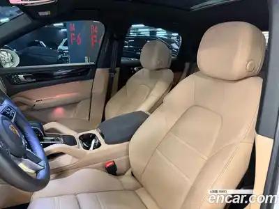 Porsche Cayenne 2023 3.0 автомат (гидро), миниатюра 12