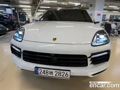 Porsche Cayenne 2023 3.0 автомат (гидро), миниатюра 3