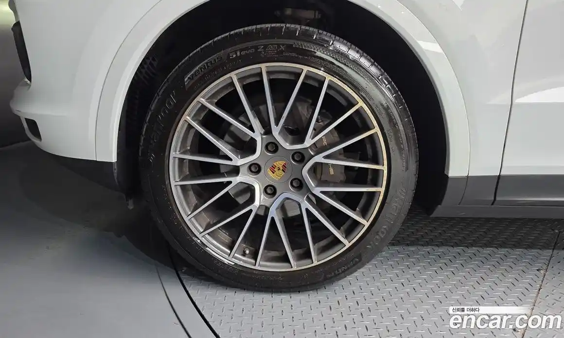 Porsche Cayenne 2020 3.0 автомат (гидро), фото 5