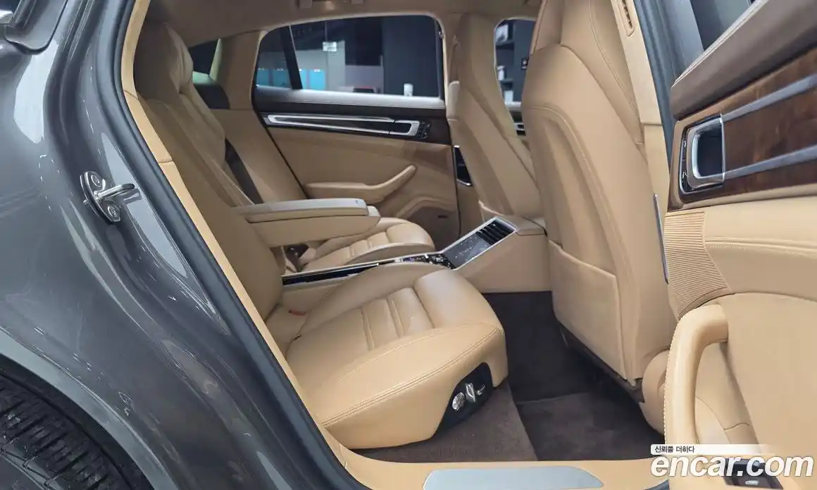 Porsche Panamera 2017 4.0 автомат (гидро), фото 12