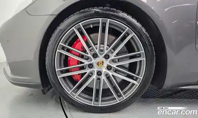 Porsche Panamera 2017 4.0 автомат (гидро), миниатюра 5