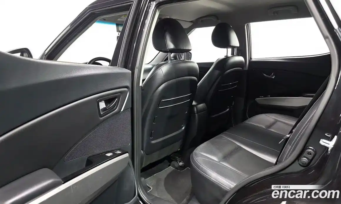 SsangYong TIBOLI 2015 1.6 автомат (гидро), фото 11