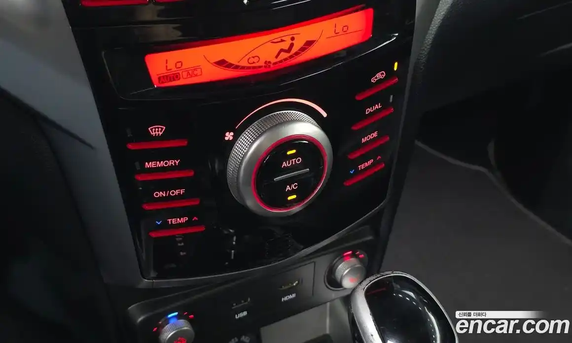 SsangYong TIBOLI 2015 1.6 автомат (гидро), фото 18