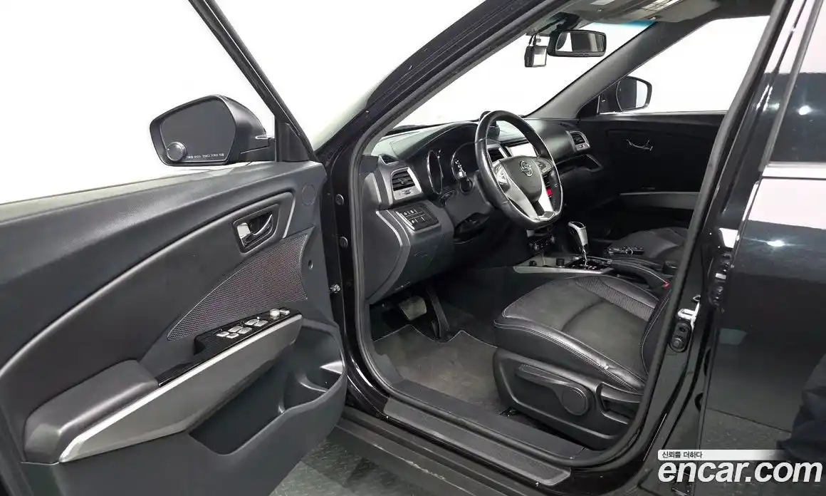 SsangYong TIBOLI 2015 1.6 автомат (гидро), фото 10