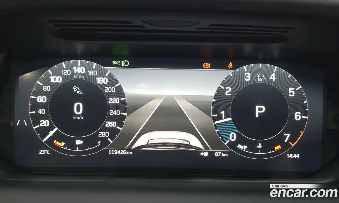 Land Rover Discovery Sport 2025 2.0 автомат (гидро), фото 11