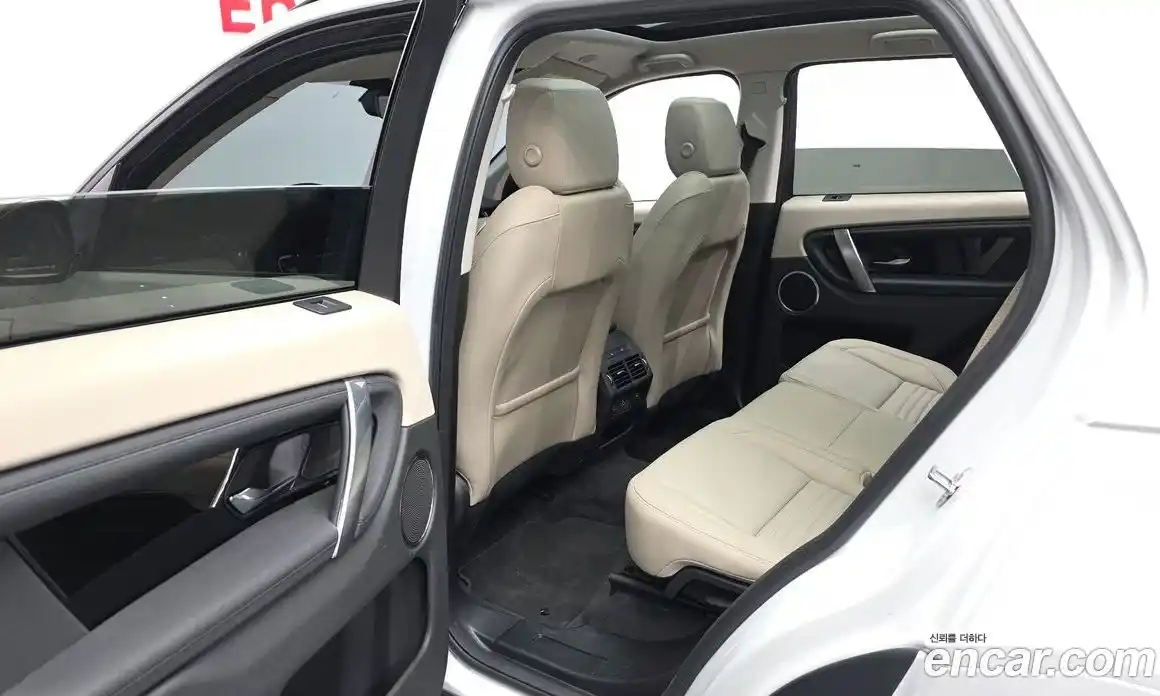 Land Rover Discovery Sport 2025 2.0 автомат (гидро), фото 16