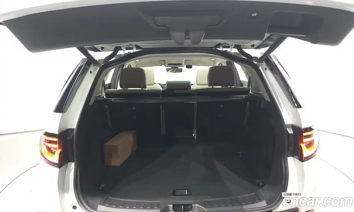 Land Rover Discovery Sport 2025 2.0 автомат (гидро), фото 26