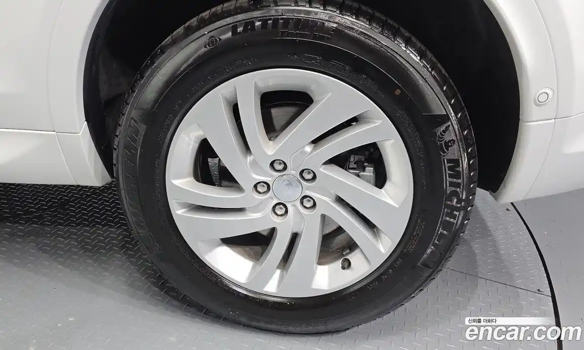 Land Rover Discovery Sport 2025 2.0 автомат (гидро), фото 7