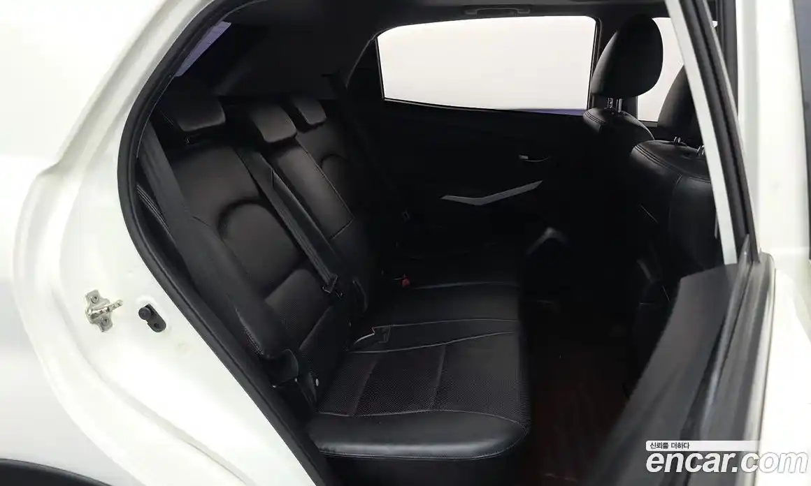 SsangYong Korando 2015 2.2 автомат (гидро), фото 11