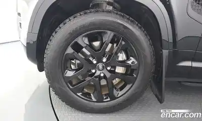 Land Rover Defender 2024 3.0 автомат (гидро), миниатюра 5