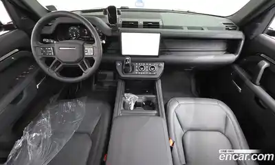 Land Rover Defender 2024 3.0 автомат (гидро), миниатюра 10