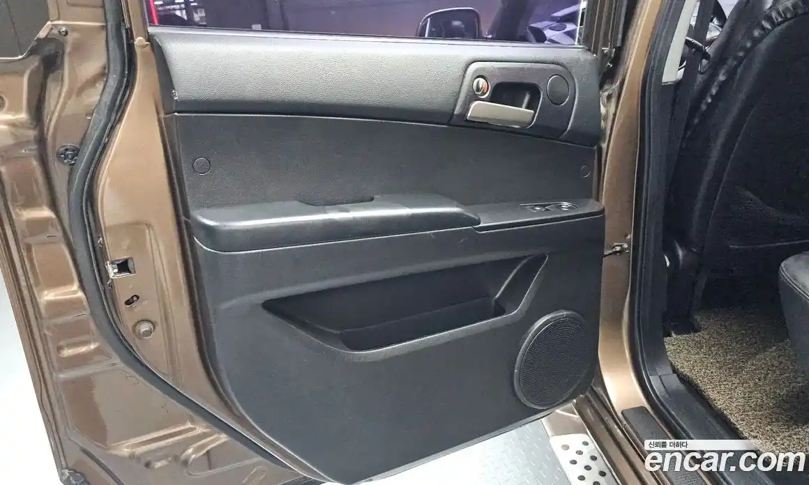 SsangYong Korando 2015 2.0 автомат (гидро), фото 15