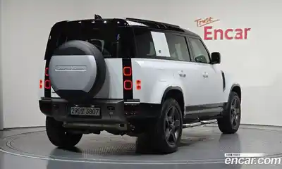 Land Rover Defender 2024 2.0 автомат (гидро), миниатюра 2