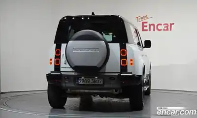 Land Rover Defender 2024 2.0 автомат (гидро), миниатюра 4