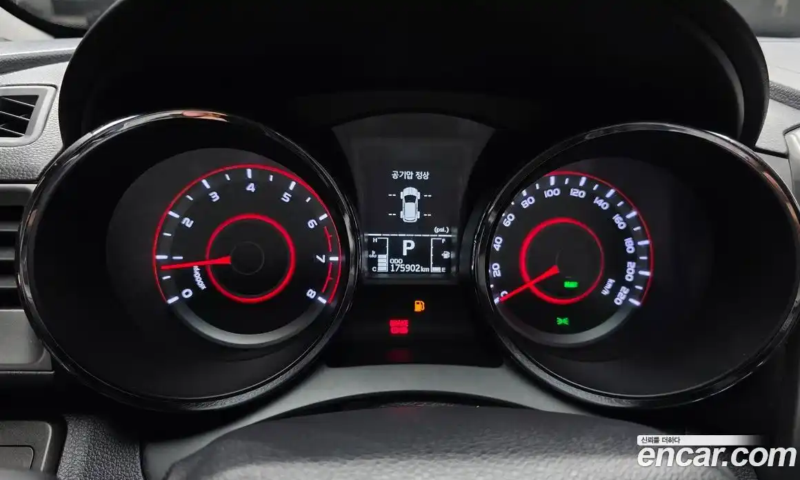 SsangYong TIBOLI 2015 1.6 автомат (гидро), фото 11