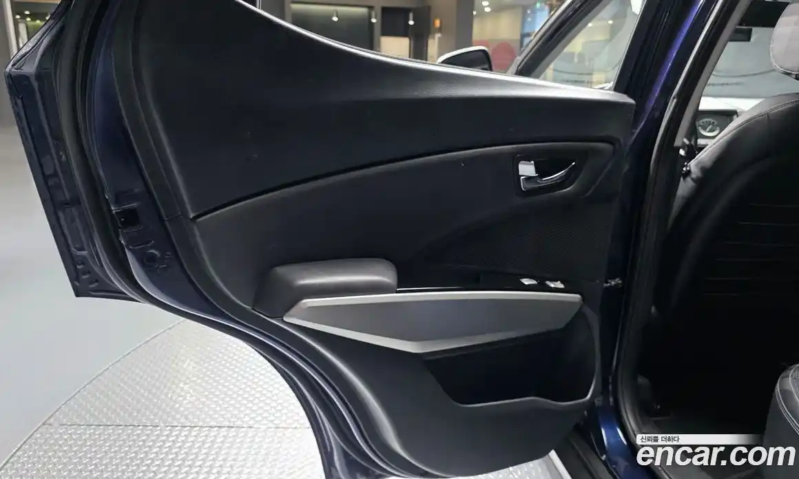 SsangYong TIBOLI 2015 1.6 автомат (гидро), фото 15